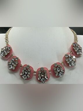 LOFT PINK AND CRYSTAL GOLD TONE STATEMENT NECKLACE